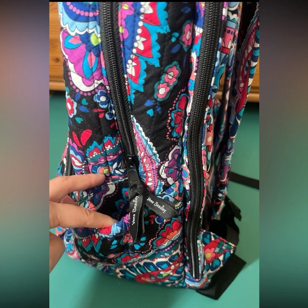 Vera Bradley Haymarket Paisley Black Floral LG Essential Laptop Backpack - Picture 4 of 11